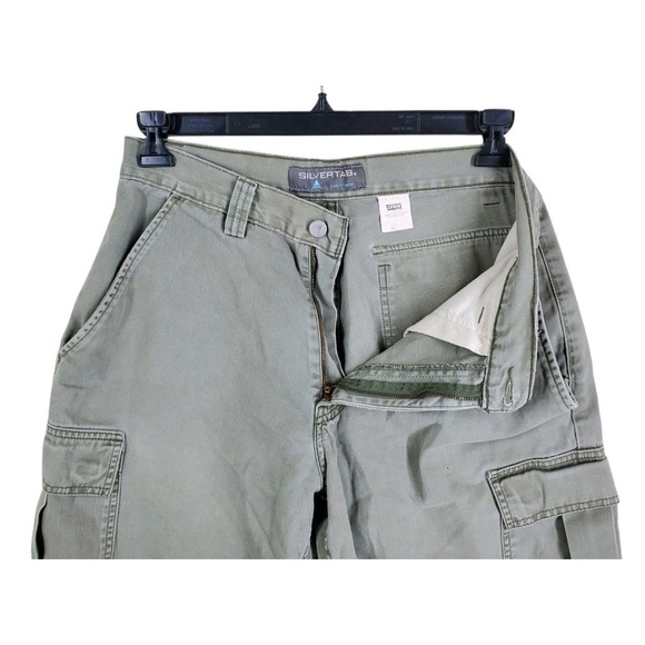 Vtg Y2K SilverTab Levis Cargo Jorts Shorts Mens 31 Gray Wide Leg (30x10) - Picture 5 of 11
